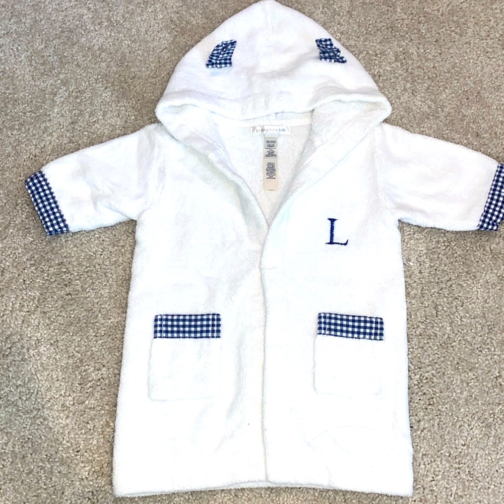 Pottery Barn Kida White Baby Bathrobe